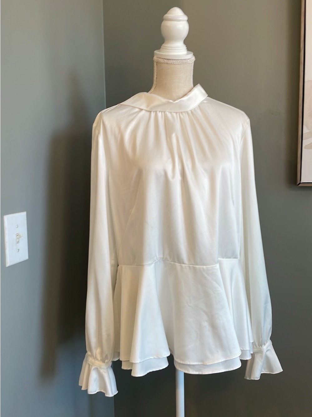 Nanette Lepore Dressy Bloues Size XL Cream Tiered Ruffle Victorian Vibe Wedding
